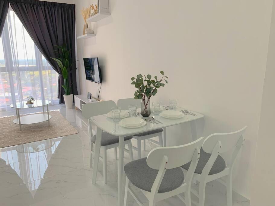 Netflix 2 Bedroom Troika Kota Bharu Homestay 1812 Eksteriør billede